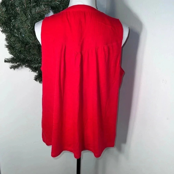 Knox Rose,NWT, S, sleeveless red tunic,handkerchief pattern henley collar blouse - Picture 5 of 8